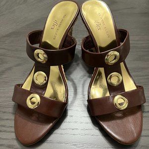 NEW Anne Klein | Straw Wedges | Size